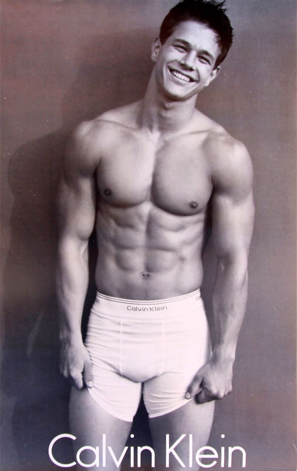 Mark Wahlberg con calzoncillos Calvin Klein
